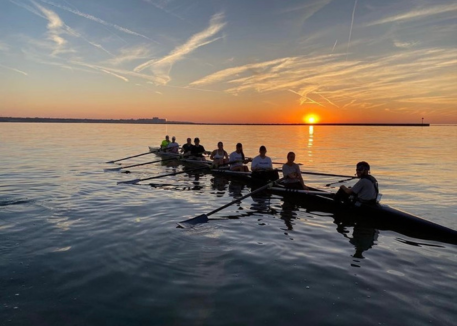 club rowing on lake erie