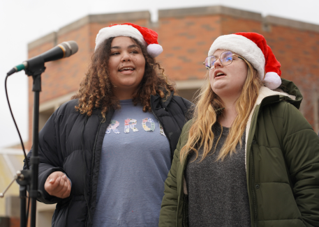 sweet carrollines singing